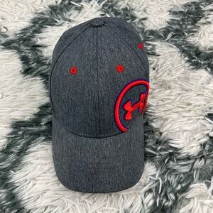 Under Armour Boys Youth Small/Medium Hat Gray Red Blue